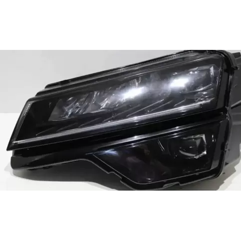 0020517505 фара передняя Skoda Karoq 2017