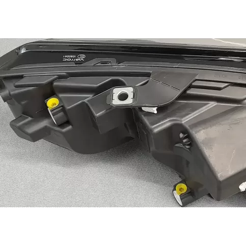 0020598303 фара передняя Jaguar E-Pace 2019