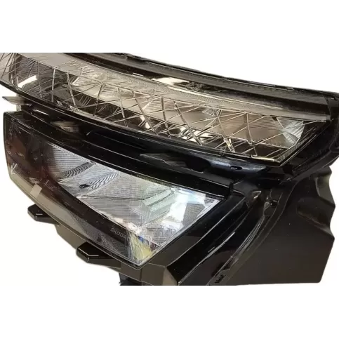 0021383206 фара передняя Skoda Kamiq 2020
