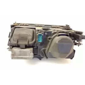 0301043272 фара передняя BMW 7 E38 1996