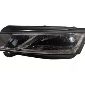 030111823300 фара передняя Skoda Octavia Mk4 2019
