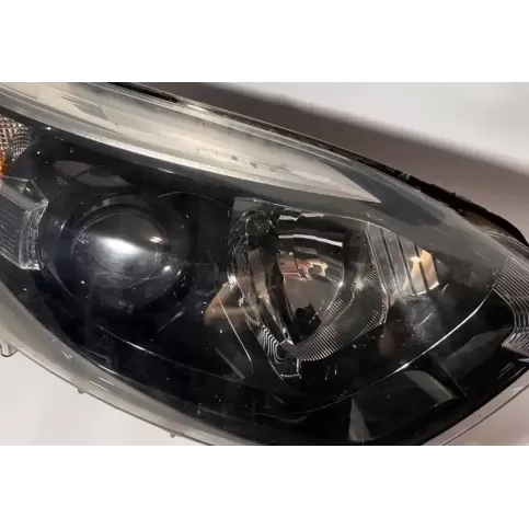 030128120200 фара передняя Renault Captur 2013