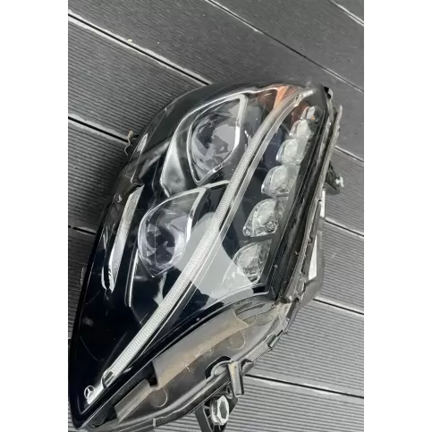 03012842320 фара передняя Mercedes-Benz C W205 2015