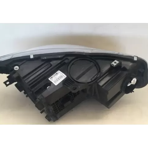 030129023110 фара передняя BMW 2 F45 2015
