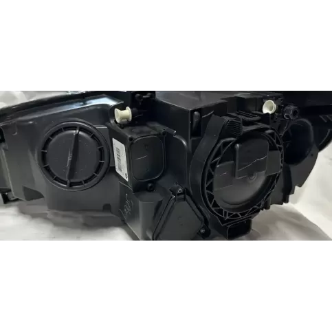 0331200056 фара передняя BMW X5 E70 2009
