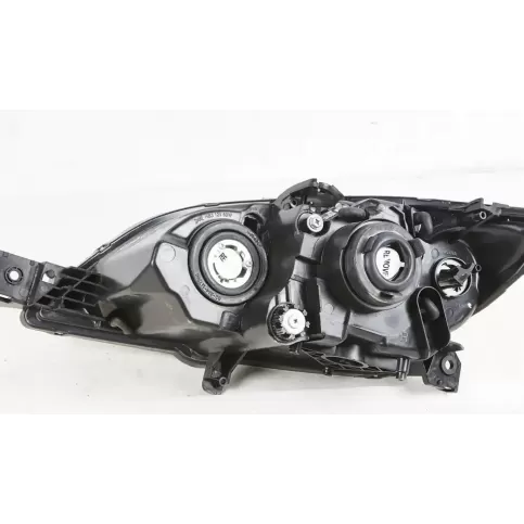 083161131R фара передняя Mazda 3 I 2006