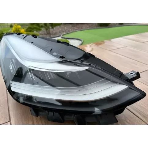 107737650B фара передня Tesla Model 3 2018