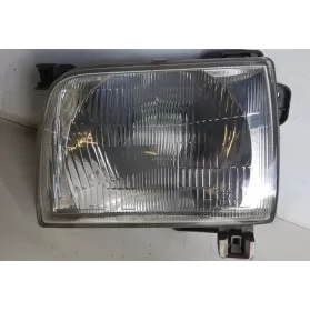 11024718 фара передняя Nissan Navara D22 2000