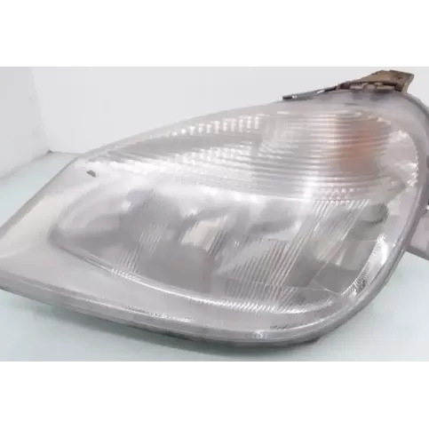 1305239069 фара передняя Mazda 626 2000