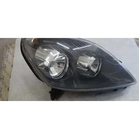 13252473 фара передняя Opel Zafira B 2010