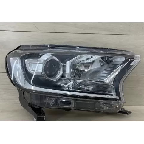 13W02930ACFH фара передняя Ford Ranger 2017
