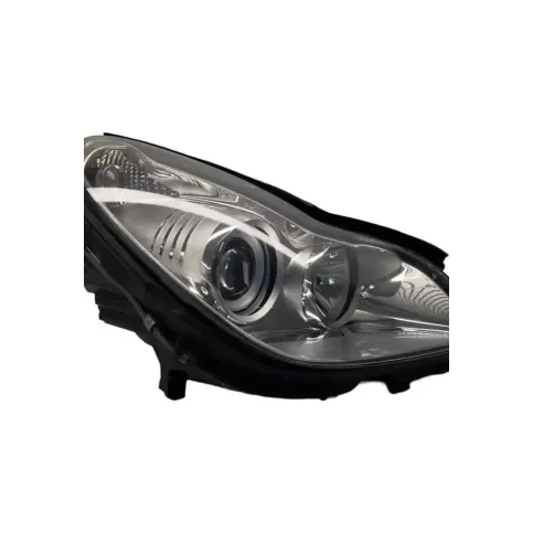 15968000RE фара передняя Mercedes-Benz CLS C219 2008