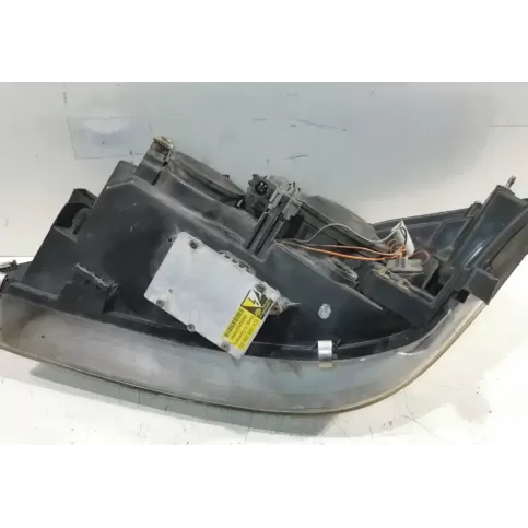 1EV23801102 фара передняя Nissan Primera 2003