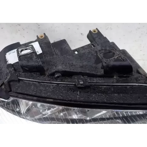 1LL00992524 фара передняя Audi A6 S6 C6 4F 2009