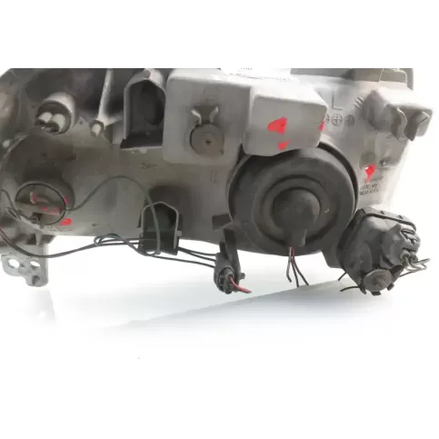 205668082 фара передняя Suzuki Grand Vitara I 2000