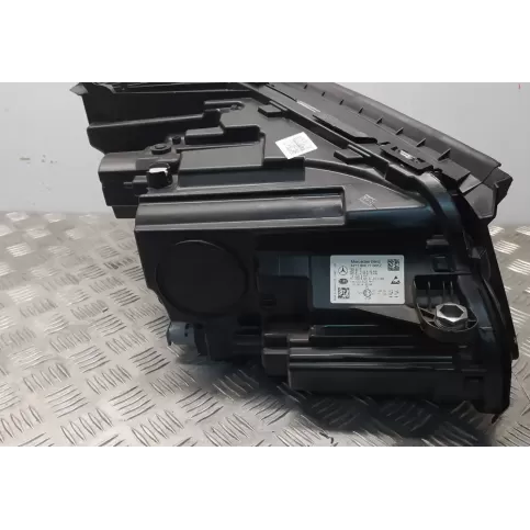 2139067706 фара передняя Mercedes-Benz E W213 2015