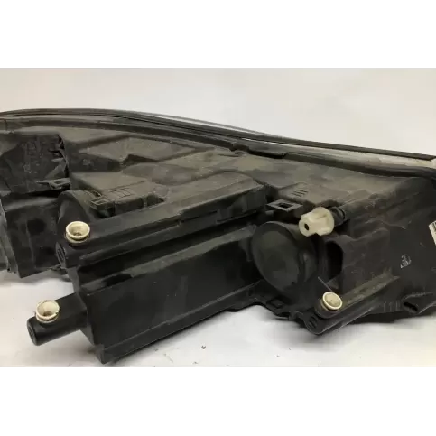 24705203000017 фара передняя Skoda Octavia Mk2 (1Z) 2010