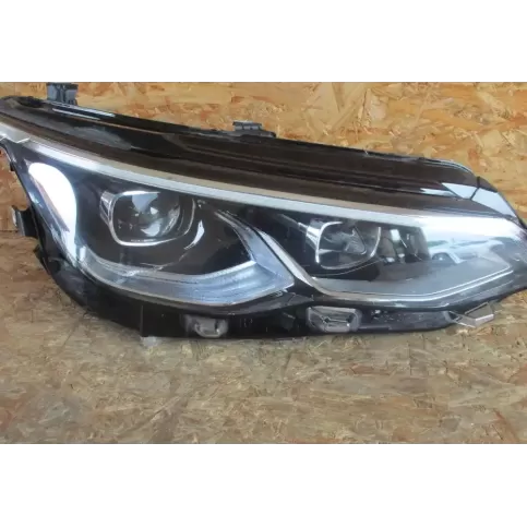 5H1941060C фара передня Volkswagen Golf VIII 2020