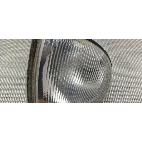 714098196056 фара передняя Nissan Vanette 1991