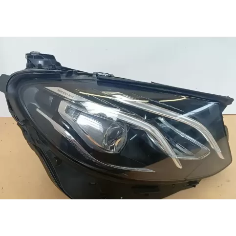 749500306 фара передня Mercedes-Benz E W213 1900