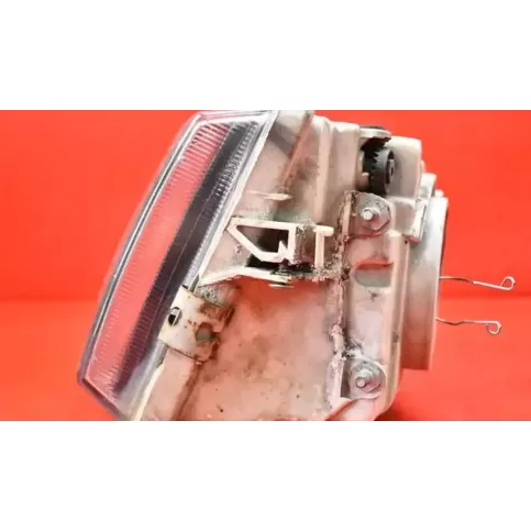 7731117L фара передня Volvo S40, V40 1997