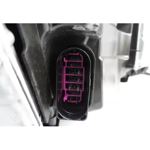 7PP941592AC фара передня Audi A8 S8 D5 2018