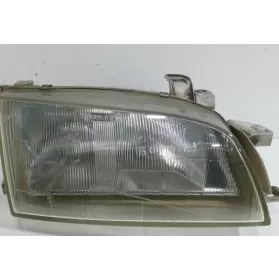 8111005060 фара передняя Toyota Carina T190 1996