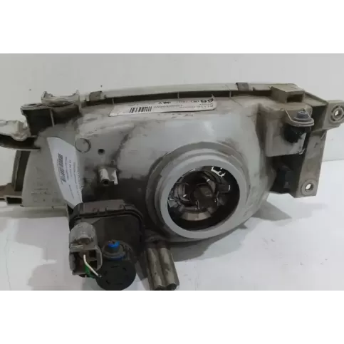 8111005060 фара передняя Toyota Carina T190 1996