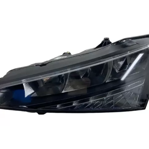 857941015 фара передняя Skoda Scala 2019