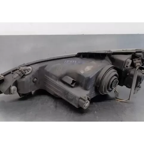 89002770 фара передня Peugeot 206 1999