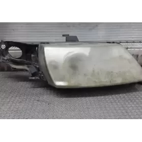 89030958 фара передняя Saab 9-5 2002