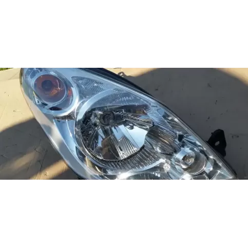 89317085 фара передняя Suzuki Splash 2014