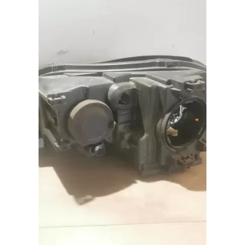 89900297 фара передняя Volvo XC90 2006
