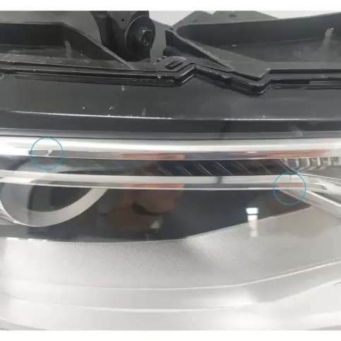 8U0941044D фара передняя Audi Q3 8U 2011