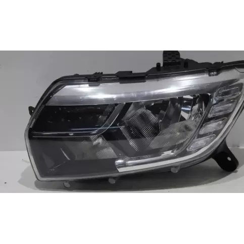 901144300697 фара передня Renault Sandero II 2017