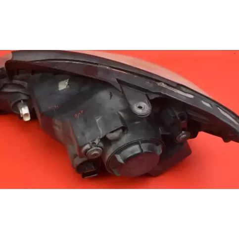 92102-0B500 фара передняя Hyundai Getz 2007