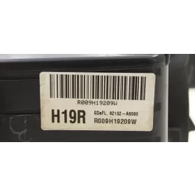92102-A6060 фара передняя Hyundai i30 2013