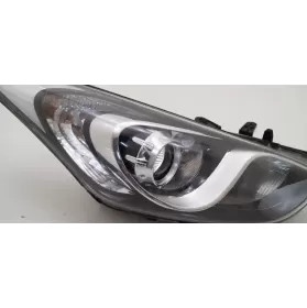 92102-A6060 фара передняя Hyundai i30 2013