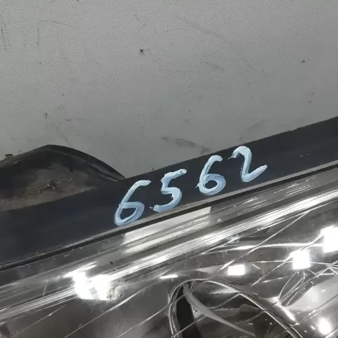 93189359 фара передняя Opel Corsa D 2007