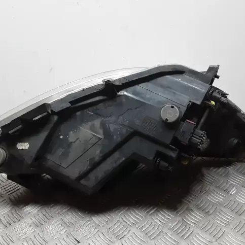 93189359 фара передняя Opel Corsa D 2007