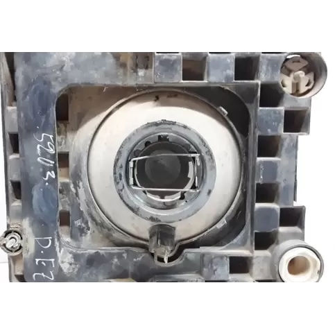 960856 фара передняя Mercedes-Benz 100 W631 1988