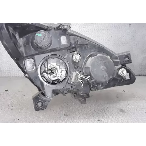 9632663180 фара передняя Citroen C5 2002