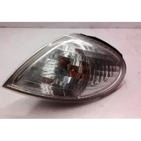 9708011A фара передняя Nissan Almera N16 2000