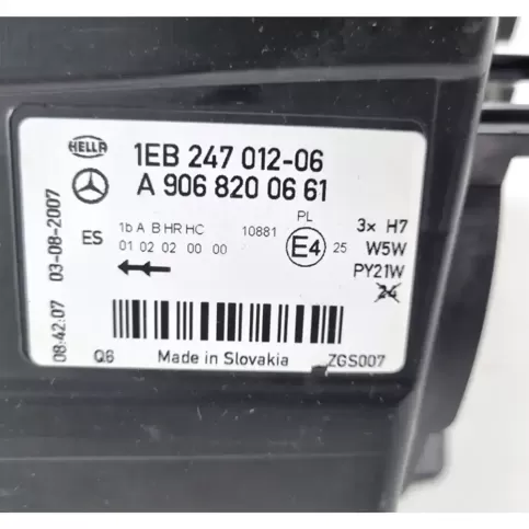 A9068200661 фара передняя Mercedes-Benz Sprinter W906 2006