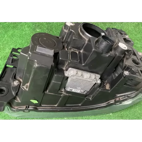 AH3213W029KD фара передняя Land Rover Range Rover Sport L320 2012