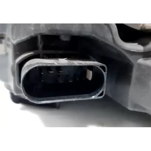 BM5113W029CL фара передняя Ford Focus 2010