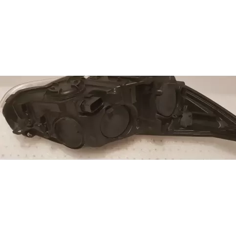 BM5113W030AK фара передняя Ford Focus 2017
