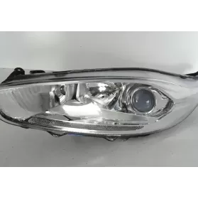 C1BB-13W030-CG фара передняя Ford Fiesta 2016
