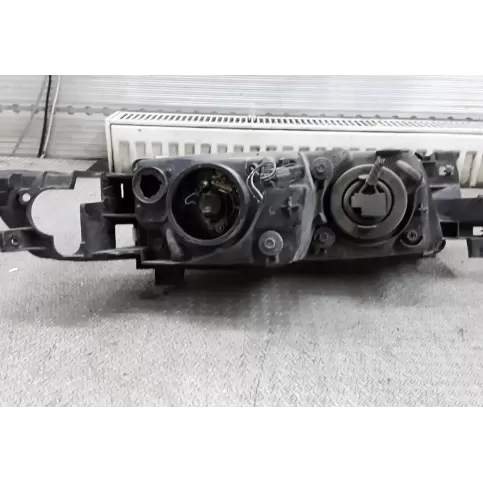 E49385 фара передня Mitsubishi Galant 1999