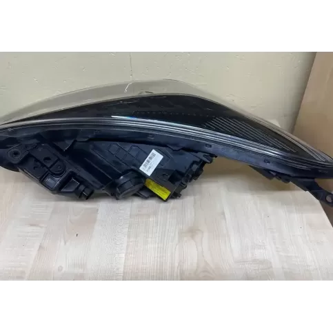 F15RF15042W фара передня Hyundai i40 2016